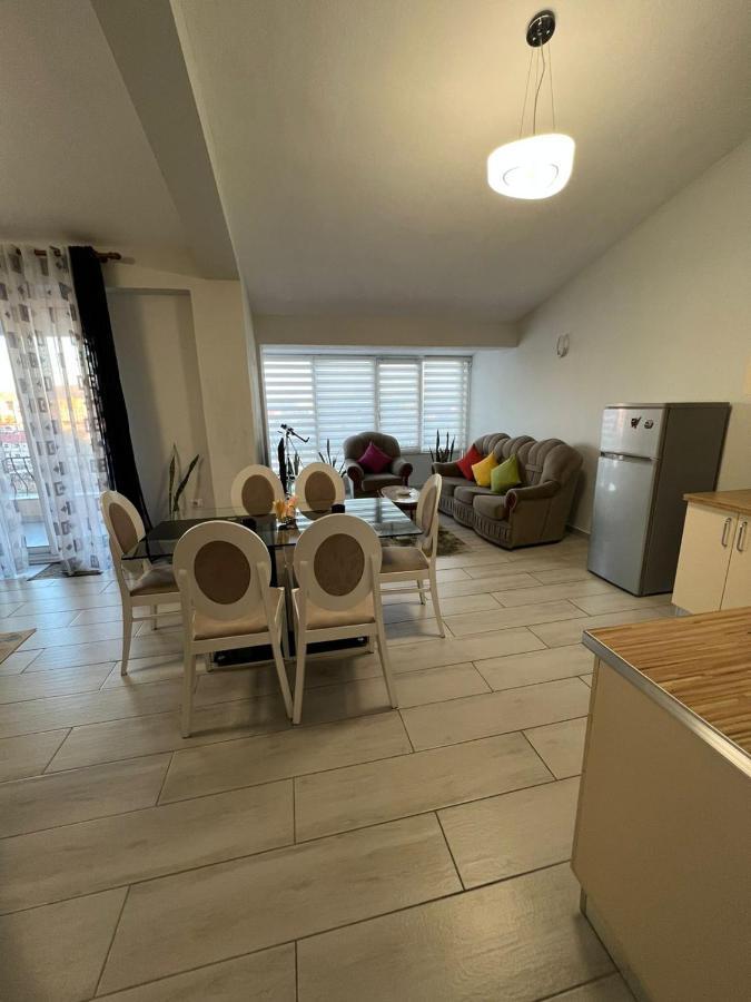Shkodra Duplex Apartment エクステリア 写真
