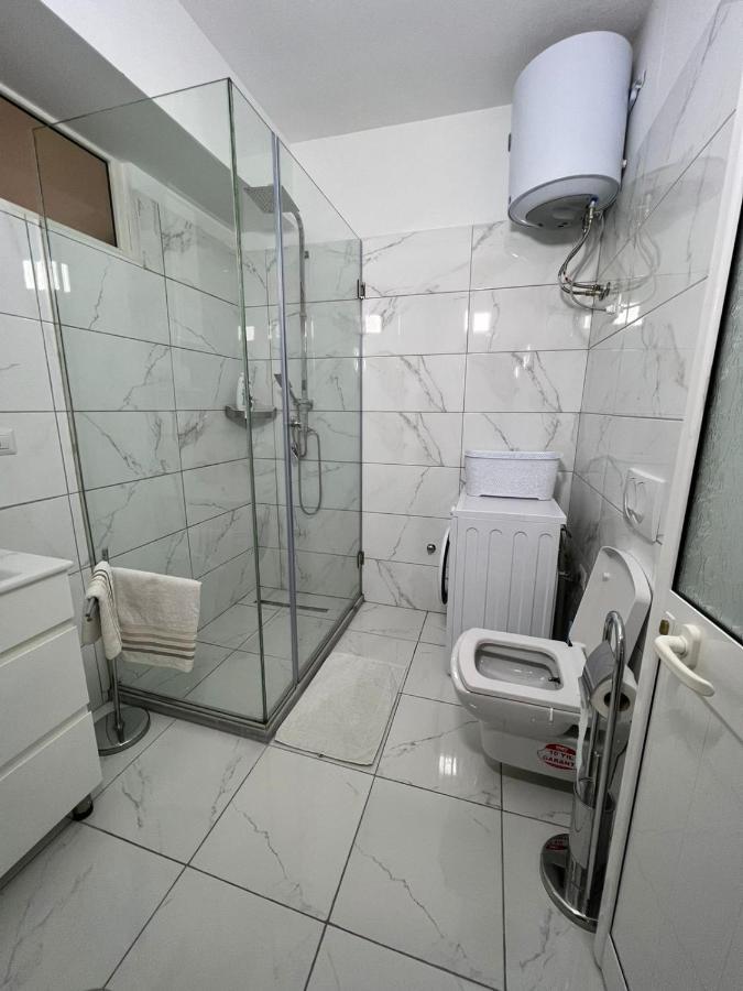 Shkodra Duplex Apartment エクステリア 写真